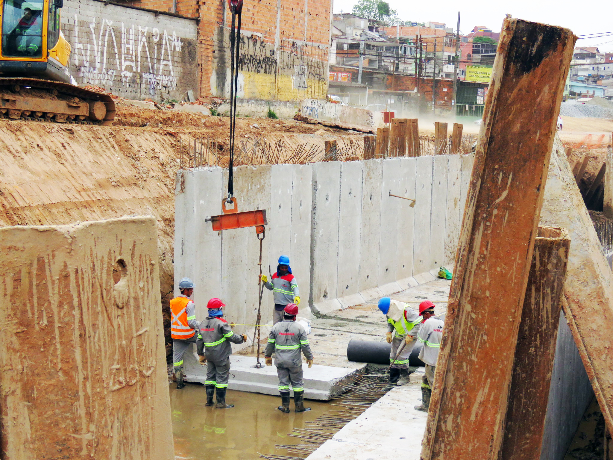 Assentamento de aduelas